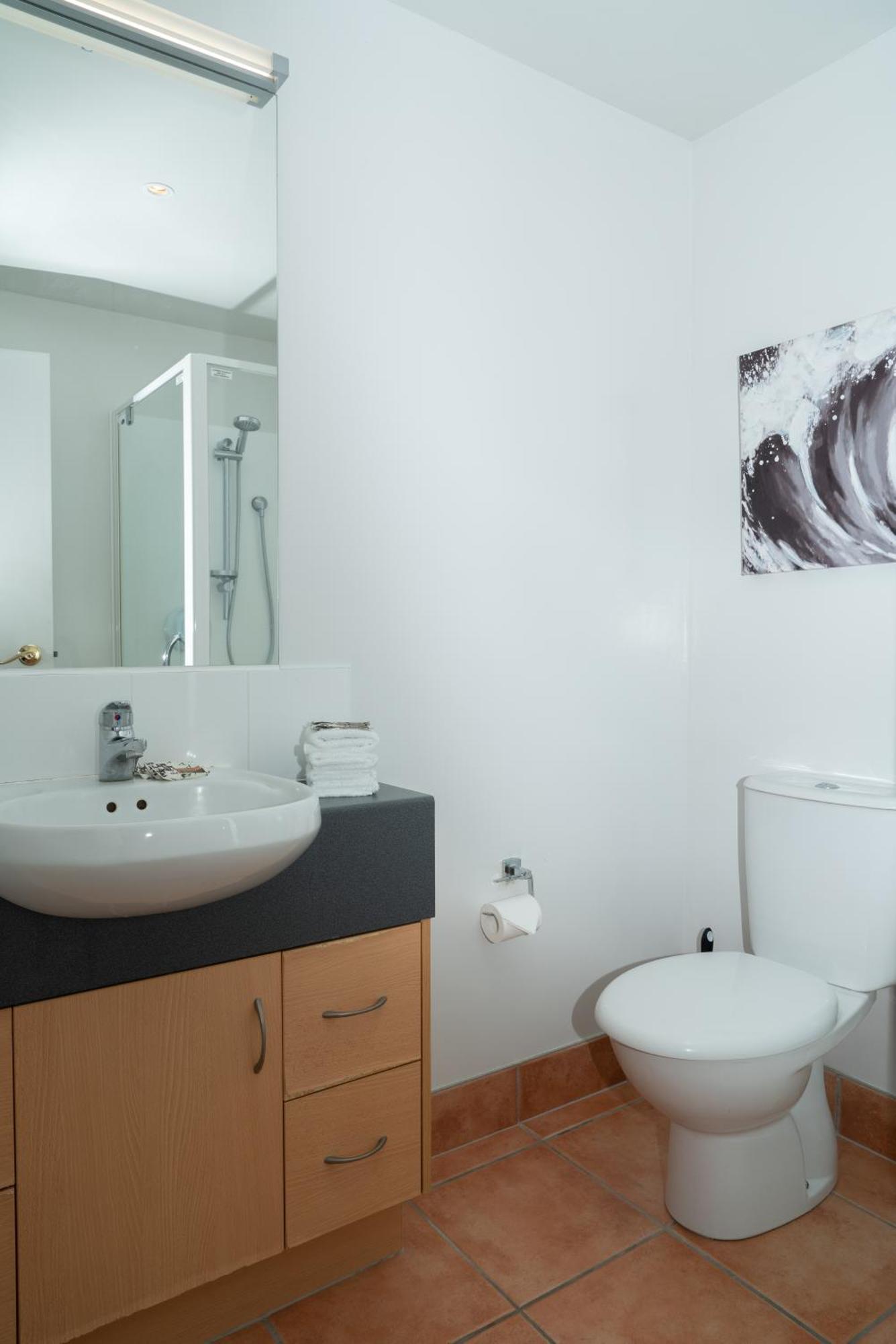 Ocean View Beach Escape - Top Floor Apartments, Mt Maunganui Base Mount Maunganui Luaran gambar